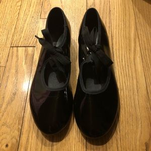 So Dance girls/women’s tap shoes